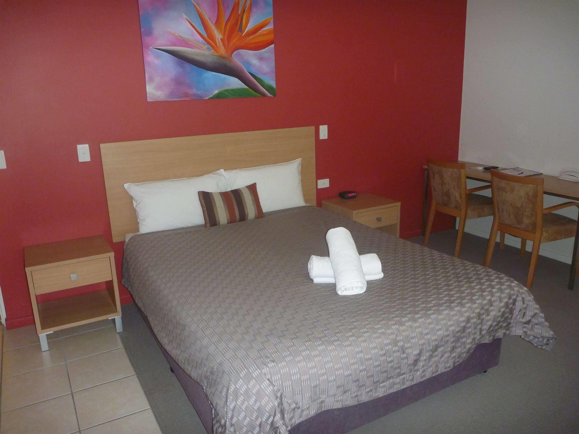 Summit Motel 3*